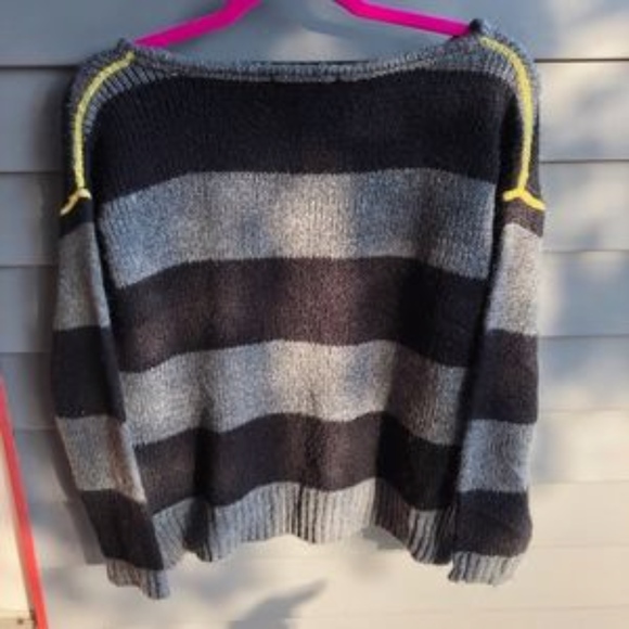 REWIND black and gray scoop neck sweater S - Picture 2 of 6